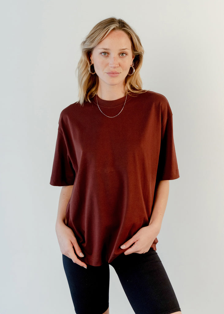 UNISEX T-SHIRT NO 4 RUM RAISIN